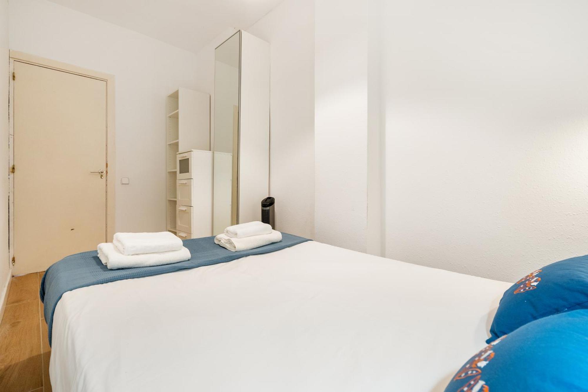 Fridays Flats Spacious 4Br Family Retreat Barcelona Exterior photo